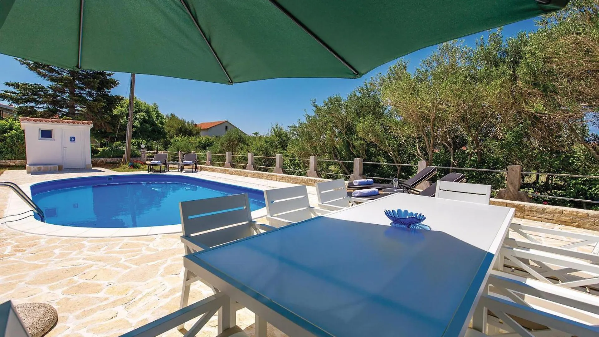 Beautiful Apartment In Barbat With House Sea View Barbat na Rabu